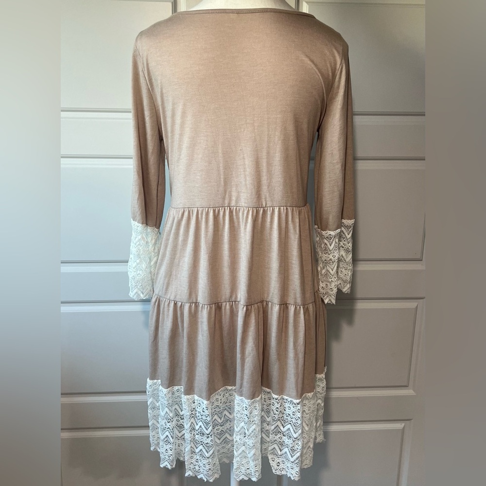 Tan Beige Tiered Dress Lace Trim 3/4 Sleeve Casual Bohemian Neutral Small - Picture 5 of 6